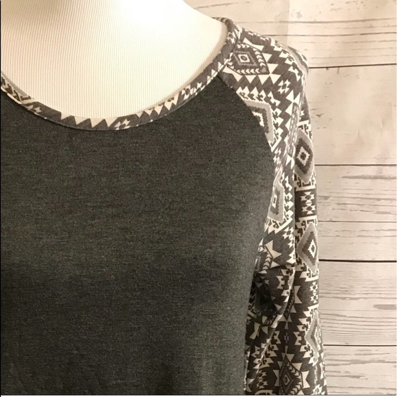 Tribal Print Baseball Cut Grey Top - Picture 3 of 5
